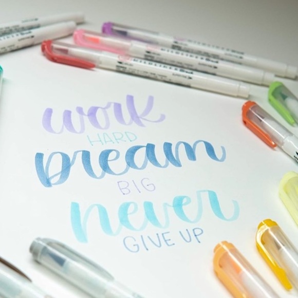 NWT Midliner Brush Pen & Marker Kit 10ct Brush tip and bullet tip. - Picture 4 of 7